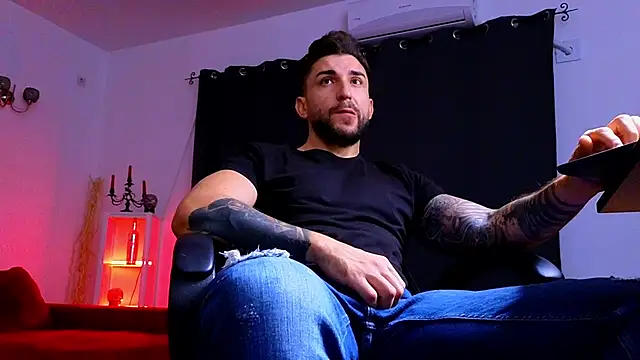 MightyAaron66 online show from September 20, 2025, 2:56 am