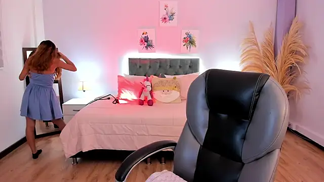 Snapshot of Tamy_edwards chatting on November 20, 2025, 7:57 pm Tamy edwards online show from November 20, 2025, 7:57 pm