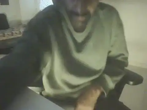 Snapshot of dominanthubby chatting on December 4, 2024, 12:14 pm dominanthubby online show from December 4, 2024, 12:14 pm