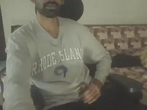 Snapshot of dominanthubby chatting on February 21, 2025, 3:56 am dominanthubby online show from February 21, 2025, 3:56 am