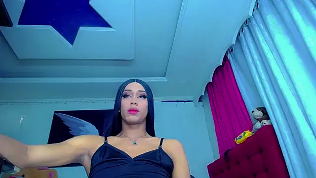 NahomiCamper online show from March 1, 2025, 2:04 am