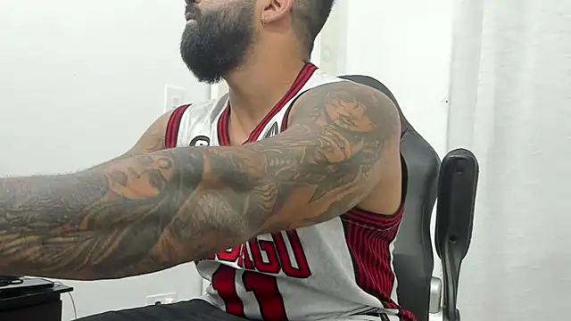 Lyon vach online show from March 9, 2025, 7:48 pm