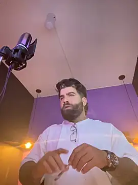 Lyon vach online show from October 10, 2025, 2:10 am