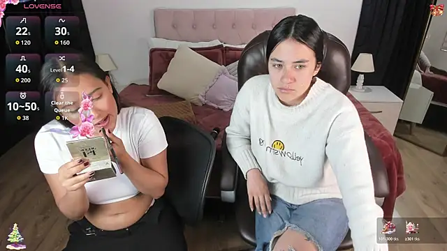 Snapshot of Icysweetcam chatting on November 8, 2025, 10:59 am Icysweetcam online show from November 8, 2025, 10:59 am