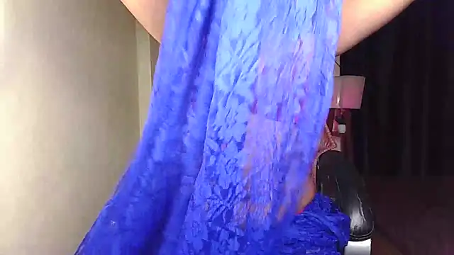 Snapshot of Black-Pearll chatting on November 14, 2025, 5:33 pm Black-Pearll online show from November 14, 2025, 5:33 pm