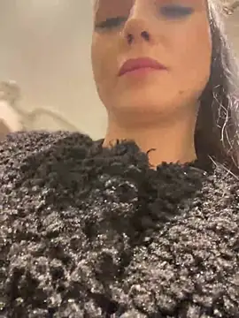 Roxana-Sexy online show from February 20, 2025, 6:06 am