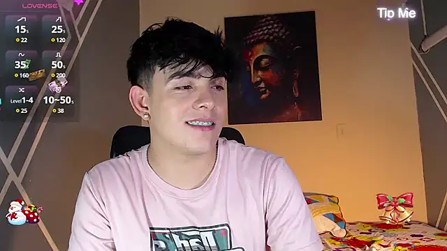 Snapshot of nolan_twink1 chatting on December 8, 2024, 5:55 pm nolan twink1 online show from December 8, 2024, 5:55 pm