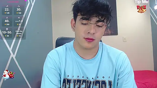 Snapshot of nolan_twink1 chatting on December 23, 2024, 5:54 pm nolan twink1 online show from December 23, 2024, 5:54 pm