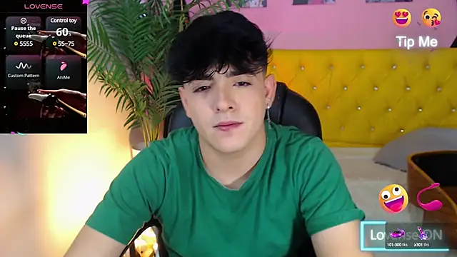 Snapshot of nolan_twink1 chatting on January 24, 2025, 5:53 pm nolan twink1 online show from January 24, 2025, 5:53 pm