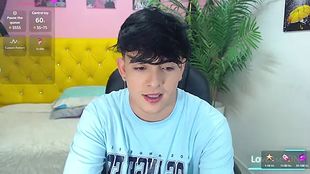 Snapshot of nolan_twink1 chatting on January 25, 2025, 5:51 pm nolan twink1 online show from January 25, 2025, 5:51 pm