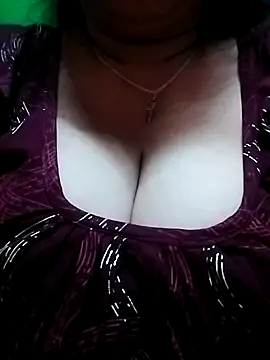 Snapshot of Rinki_Guptaa chatting on January 7, 2025, 6:03 pm Rinki Guptaa online show from January 7, 2025, 6:03 pm