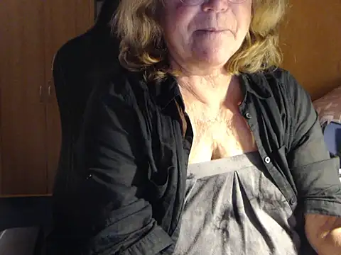 Snapshot of _sunshine__ chatting on December 20, 2024, 4:57 pm sunshine online show from December 20, 2024, 4:57 pm