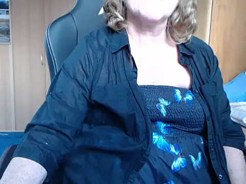 Snapshot of _sunshine__ chatting on March 14, 2025, 7:04 am sunshine online show from March 14, 2025, 7:04 am