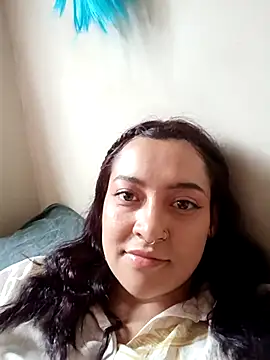 CORALINE GREYM online show from October 20, 2025, 5:13 pm