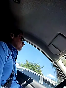 Snapshot of Gastelumn chatting on October 23, 2025, 8:51 pm Gastelumn online show from October 23, 2025, 8:51 pm