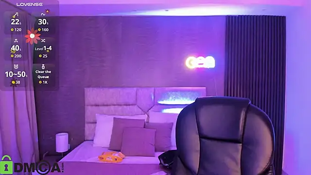 Cristal  adams online show from November 5, 2025, 12:05 pm