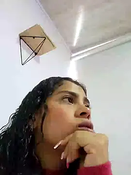 NINA 18 YEARS online show from December 13, 2024, 7:53 pm