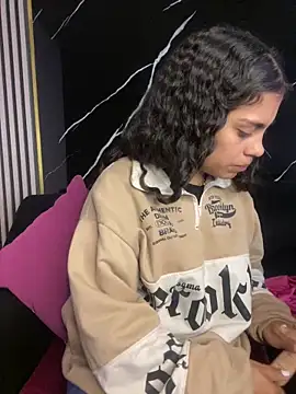 NINA 18 YEARS online show from March 20, 2025, 10:07 pm