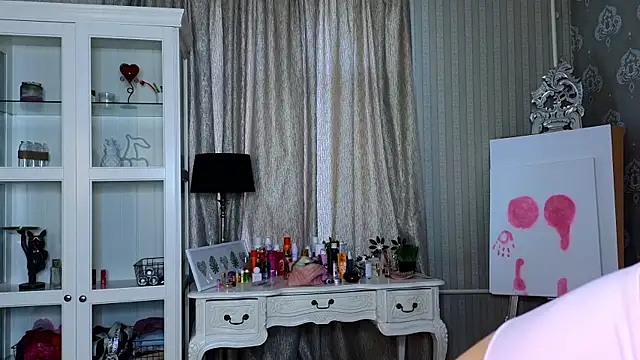 AnneFoxy online show from November 8, 2025, 7:30 am