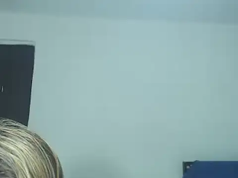 Snapshot of SusanLeroy chatting on March 1, 2025, 8:13 am SusanLeroy online show from March 1, 2025, 8:13 am