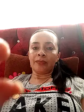 Samantha Sullivan  online show from December 17, 2024, 8:54 pm