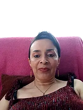 Samantha Sullivan  online show from March 17, 2025, 3:50 pm