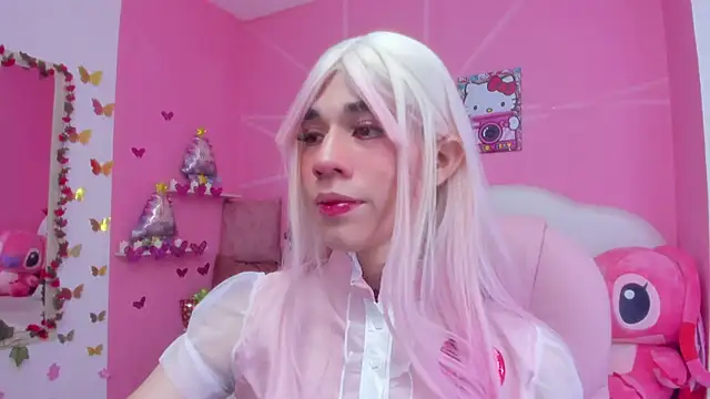 Snapshot of DaripQueen chatting on December 13, 2024, 1:55 pm DaripQueen online show from December 13, 2024, 1:55 pm