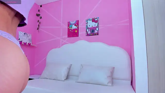 Snapshot of DaripQueen chatting on February 4, 2025, 1:48 pm DaripQueen online show from February 4, 2025, 1:48 pm