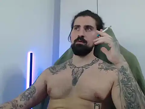 MateoHunk online show from October 30, 2025, 7:03 pm