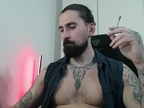 MateoHunk online show from November 29, 2025, 8:01 pm