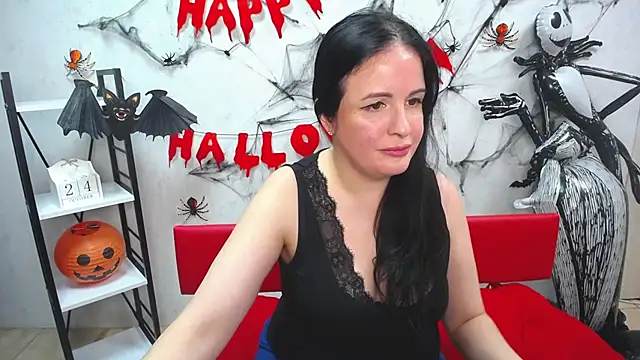 Snapshot of TayaBoret chatting on October 24, 2025, 6:15 pm TayaBoret online show from October 24, 2025, 6:15 pm