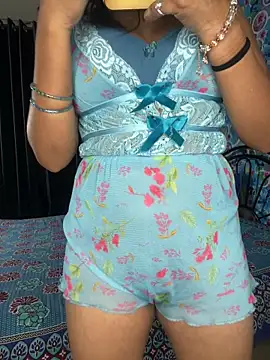 Hot royalbhabhi online show from February 3, 2025, 6:07 pm