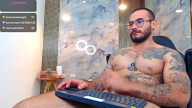 Snapshot of hanz_col chatting on January 7, 2025, 12:09 pm hanz col online show from January 7, 2025, 12:09 pm
