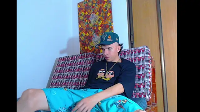 Keeny16 online show from December 15, 2024, 4:15 pm