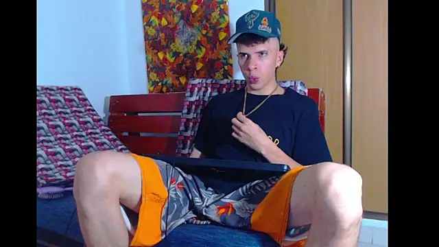 Keeny16 online show from December 15, 2024, 9:53 pm