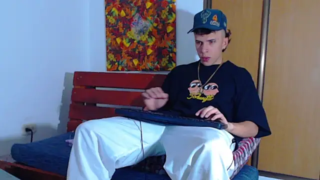 Keeny16 online show from December 21, 2024, 8:10 pm