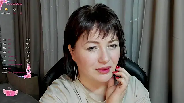 Snapshot of Victoria_Di chatting on September 28, 2025, 3:06 pm Victoria Di online show from September 28, 2025, 3:06 pm