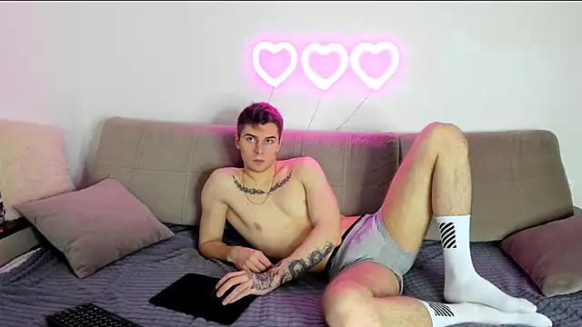 Ian Connery online show from February 7, 2025, 6:45 pm