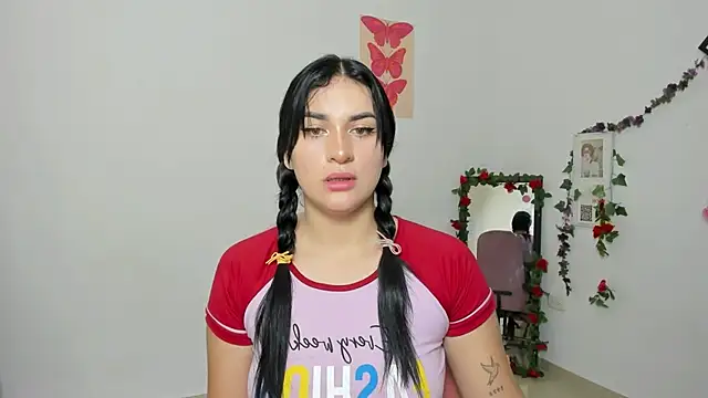 Snapshot of Emic_ chatting on November 20, 2025, 2:50 pm Emic online show from November 20, 2025, 2:50 pm