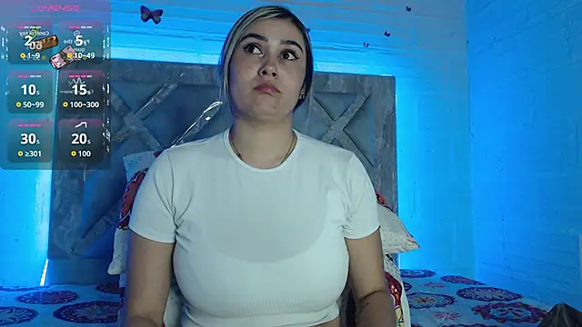 Snapshot of tami_vega chatting on November 18, 2025, 7:40 pm tami vega online show from November 18, 2025, 7:40 pm