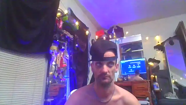 Snapshot of slinginbigD chatting on January 17, 2025, 4:06 am slinginbigD online show from January 17, 2025, 4:06 am