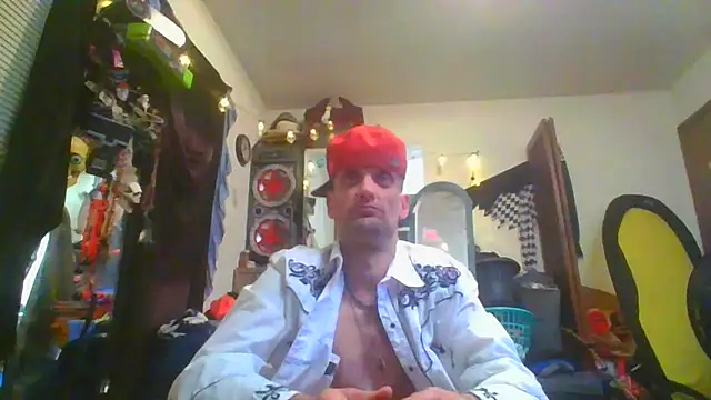 Snapshot of slinginbigD chatting on January 28, 2025, 5:32 am slinginbigD online show from January 28, 2025, 5:32 am