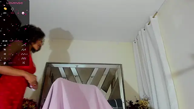 Snapshot of sara_williams01 chatting on February 9, 2025, 4:18 pm sara williams01 online show from February 9, 2025, 4:18 pm