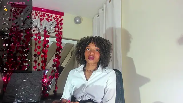 Snapshot of sara_williams01 chatting on February 26, 2025, 1:19 pm sara williams01 online show from February 26, 2025, 1:19 pm