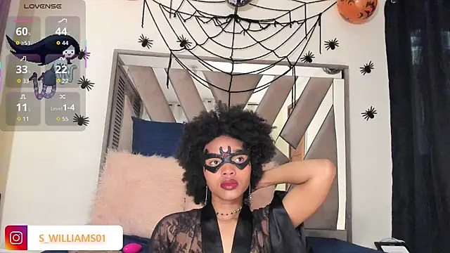 Snapshot of sara_williams01 chatting on October 30, 2025, 1:23 pm sara williams01 online show from October 30, 2025, 1:23 pm