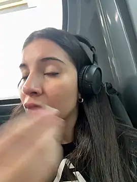 AnitaKariri online show from November 17, 2025, 8:09 am