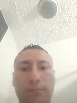 tesla37893 online show from November 20, 2025, 10:42 pm