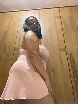 Snapshot of lomagata chatting on November 29, 2025, 2:58 am lomagata online show from November 29, 2025, 2:58 am