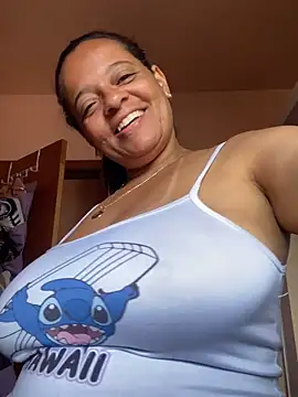 Snapshot of lomagata chatting on December 3, 2025, 1:09 pm lomagata online show from December 3, 2025, 1:09 pm