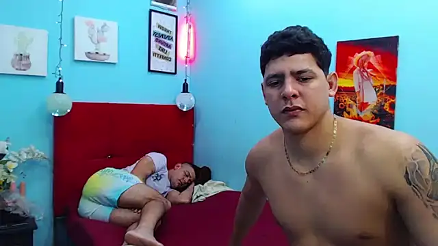 Snapshot of destroys_girls chatting on December 2, 2024, 4:53 am destroys girls online show from December 2, 2024, 4:53 am